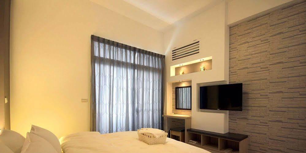 Wo House Hotel Nantou Bagian luar foto